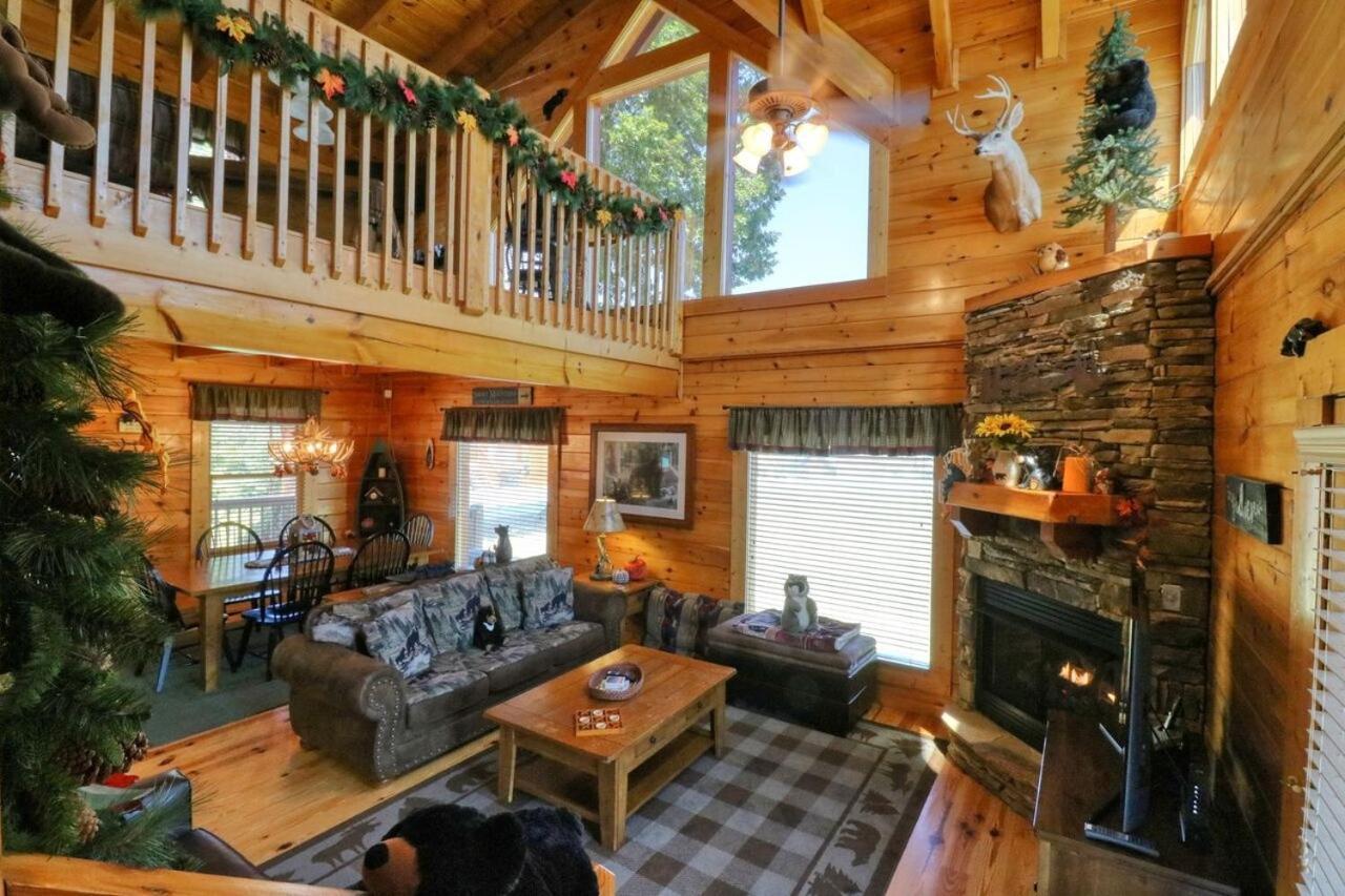 A Stone'S Throw Cabin Βίλα Pigeon Forge Εξωτερικό φωτογραφία