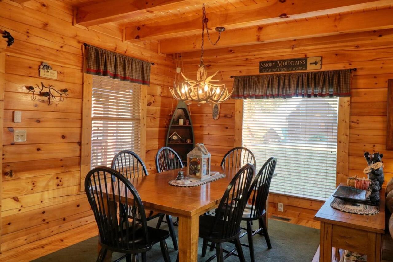 A Stone'S Throw Cabin Βίλα Pigeon Forge Εξωτερικό φωτογραφία