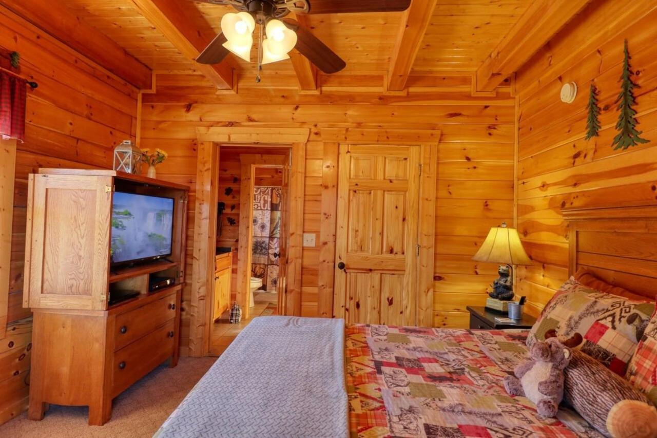 A Stone'S Throw Cabin Βίλα Pigeon Forge Εξωτερικό φωτογραφία