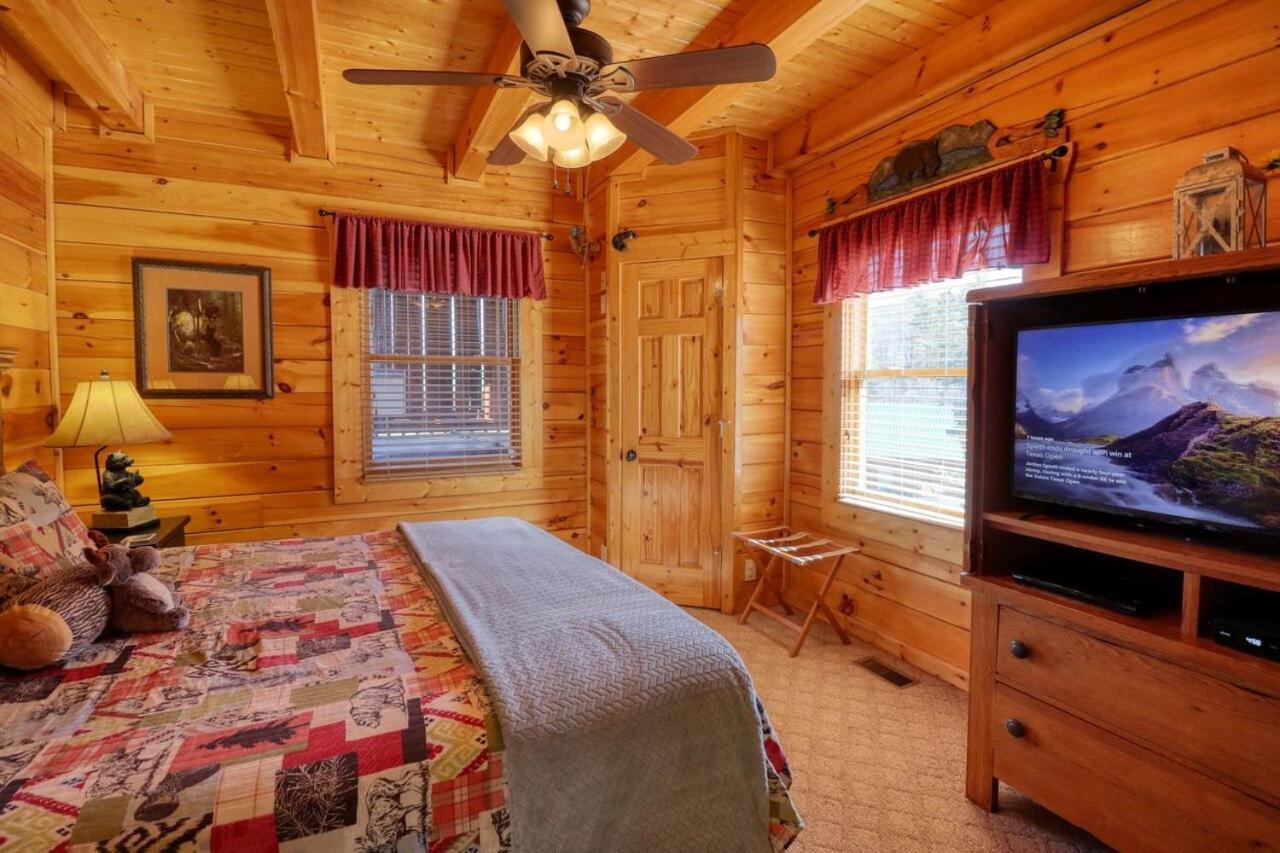 A Stone'S Throw Cabin Βίλα Pigeon Forge Εξωτερικό φωτογραφία